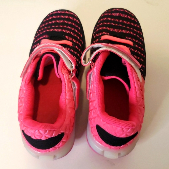 Fashion Little Girl Roller Light Up Luminous Sneakers Size 36 - Picture 7 of 7